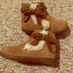 Uggs Toddler size 8